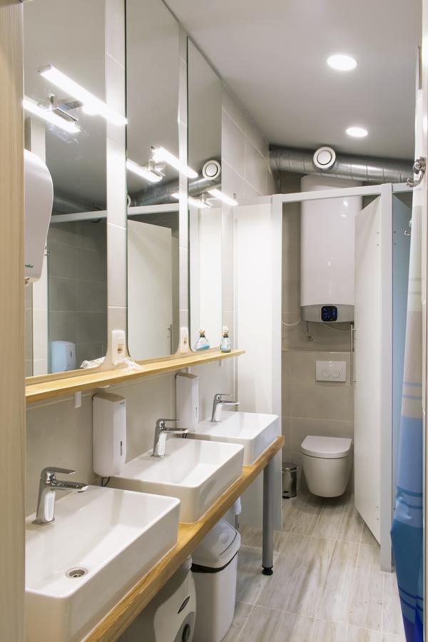 Gravitas Hostel Сплит Экстерьер фото